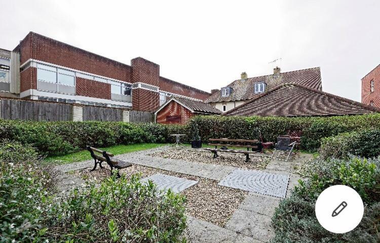 Copperfield Apartment Canterbury Buitenkant foto